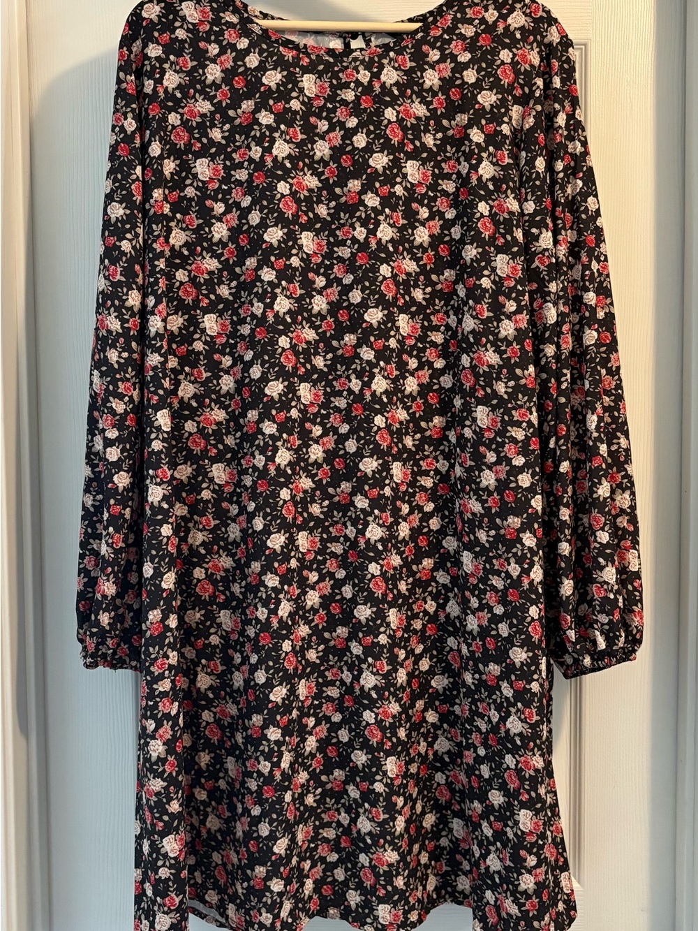 SHEIN Black Long Sleeve Floral Dress